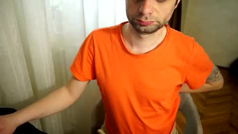 fuckinlove online show from April 15, 2026, 11:06 am