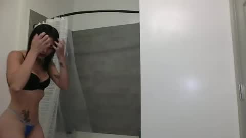 Snapshot of danidivina777 chatting on October 6, 2025, 5:10 pm danidivina777 online show from October 6, 2025, 5:10 pm