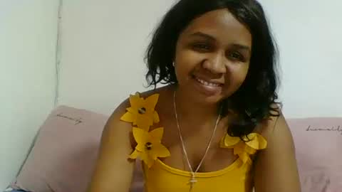 danie80704 online show from October 25, 2025, 9:42 pm