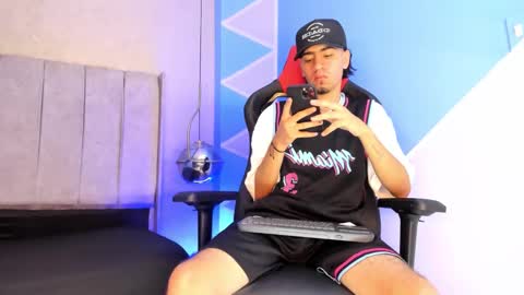 Snapshot of daniel_brawn chatting on September 21, 2025, 5:36 pm Daniel online show from September 21, 2025, 5:36 pm