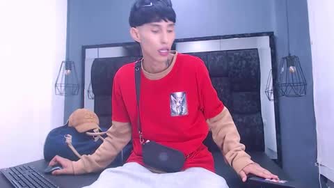 Snapshot of daniel_delux_ chatting on October 20, 2025, 3:29 am Daniel Delux online show from October 20, 2025, 3:29 am