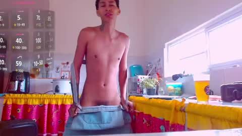 Snapshot of daniel_deluxx chatting on May 16, 2026, 5:23 pm daniel_deluxx online show from May 16, 2026, 5:23 pm