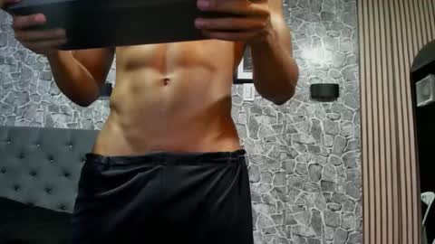 daniel_leconte online show from December 18, 2025, 9:43 pm