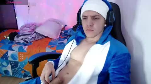 Snapshot of daniel_vargas5 chatting on December 7, 2024, 12:08 am Daniel online show from December 7, 2024, 12:08 am