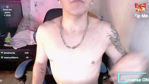 Snapshot of daniel_vargas5 chatting on December 16, 2024, 10:18 am Daniel online show from December 16, 2024, 10:18 am