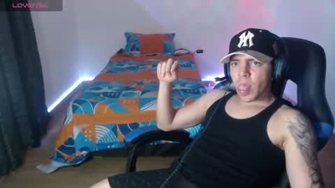 Snapshot of daniel_vargas5 chatting on February 13, 2025, 4:00 am Daniel online show from February 13, 2025, 4:00 am