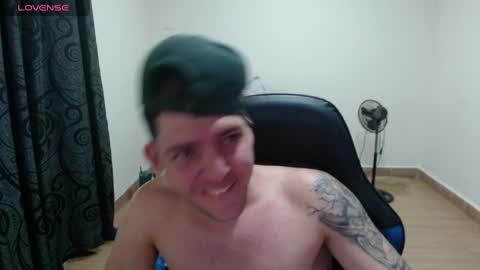 Snapshot of daniel_vargas5 chatting on February 25, 2025, 2:14 am Daniel online show from February 25, 2025, 2:14 am