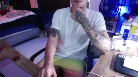 daniel_velez26 online show from June 27, 2026, 7:19 pm