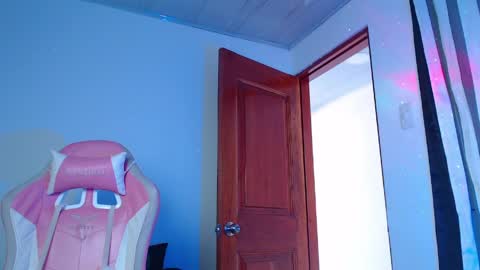 Snapshot of daniela_cute22 chatting on March 30, 2026, 6:53 pm DANIELA online show from March 30, 2026, 6:53 pm