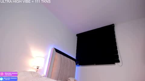 Snapshot of daniela_henaoo chatting on October 8, 2025, 11:13 pm  independent model   online show from October 8, 2025, 11:13 pm
