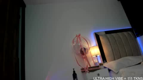 Snapshot of daniela_henaoo chatting on October 20, 2025, 11:16 pm  independent model   online show from October 20, 2025, 11:16 pm