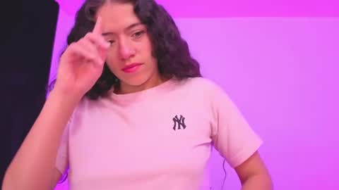 daniela_rivasthl online show from June 11, 2026, 6:11 am
