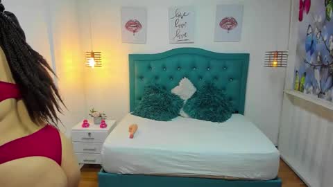 D A N I E L A   online show from February 4, 2026, 3:12 am