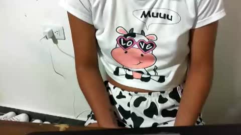 danielaa_foxx online show from November 15, 2025, 4:03 pm