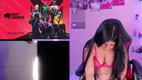 Snapshot of danielamendez__ chatting on December 14, 2024, 1:27 pm Dani online show from December 14, 2024, 1:27 pm
