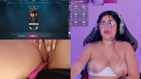 Snapshot of danielamendez__ chatting on January 21, 2025, 4:48 pm Dani online show from January 21, 2025, 4:48 pm