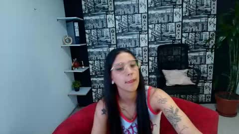 danielamonroe online show from May 6, 2026, 11:32 pm