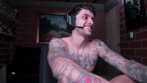 Snapshot of daniele_bunny chatting on October 15, 2025, 4:51 pm Daniele Bunny online show from October 15, 2025, 4:51 pm