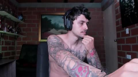 Snapshot of daniele_bunny chatting on November 1, 2025, 4:42 pm Daniele Bunny online show from November 1, 2025, 4:42 pm