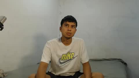 Snapshot of danielitopapii chatting on October 1, 2025, 11:27 am danielitopapii online show from October 1, 2025, 11:27 am