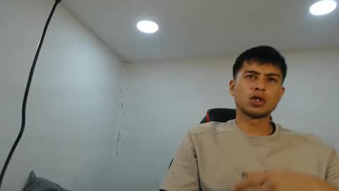 Snapshot of danielitopapii chatting on October 10, 2025, 12:31 am danielitopapii online show from October 10, 2025, 12:31 am