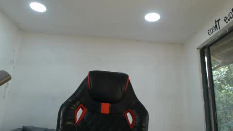 Snapshot of danielitopapii chatting on October 24, 2025, 1:18 pm danielitopapii online show from October 24, 2025, 1:18 pm