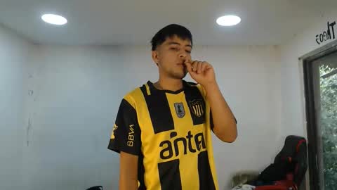 Snapshot of danielitopapii chatting on October 30, 2025, 12:50 pm danielitopapii online show from October 30, 2025, 12:50 pm