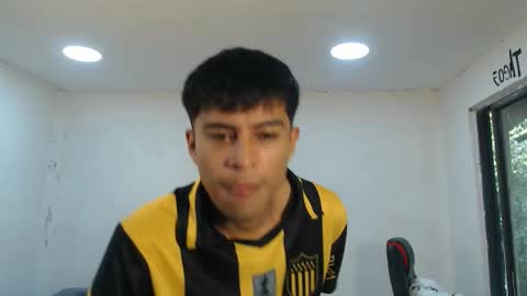 Snapshot of danielitopapii chatting on November 4, 2025, 2:38 pm danielitopapii online show from November 4, 2025, 2:38 pm