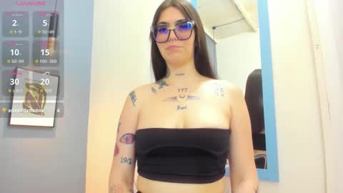 daniella online show from March 25, 2026, 9:32 pm