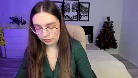 Daniella online show from December 17, 2024, 11:17 am
