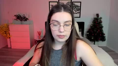 Daniella online show from December 20, 2024, 3:00 pm