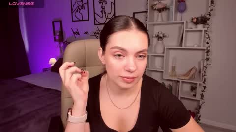 Daniella online show from September 15, 2025, 10:48 am