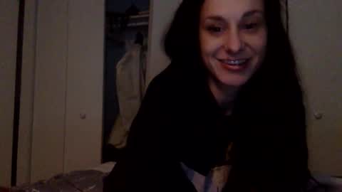 Snapshot of daniellbisous chatting on November 27, 2025, 11:34 am daniellbisous online show from November 27, 2025, 11:34 am