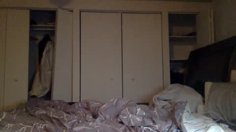 Snapshot of daniellbisous chatting on November 28, 2025, 9:45 am daniellbisous online show from November 28, 2025, 9:45 am