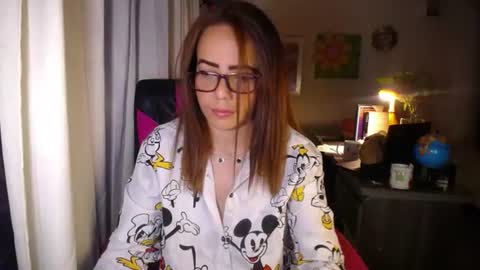 Angie online show from June 29, 2026, 5:02 pm