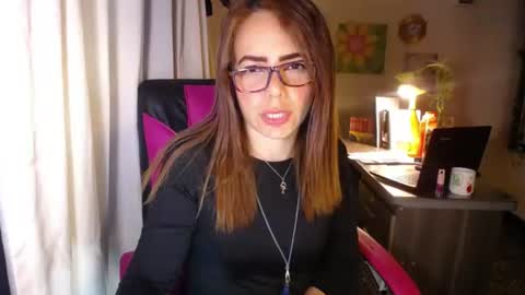 Angie online show from August 6, 2026, 9:39 pm