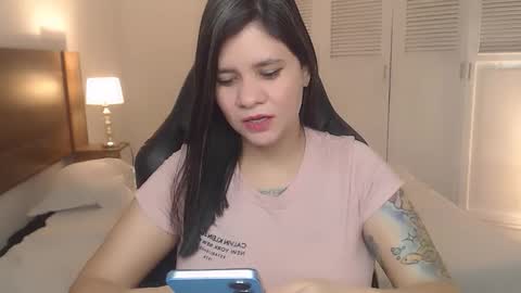 Snapshot of daniellerain chatting on March 10, 2026, 5:07 pm daniellerain online show from March 10, 2026, 5:07 pm