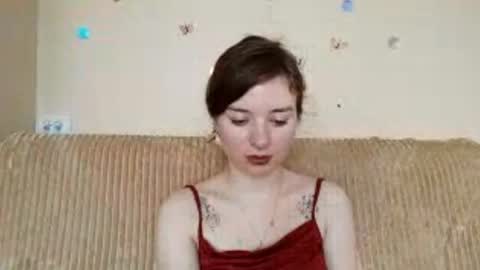 Mia online show from June 5, 2026, 1:17 pm