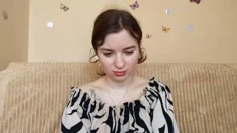 Mia online show from July 18, 2026, 7:12 am
