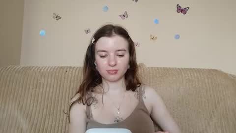 Mia online show from July 28, 2026, 12:48 pm