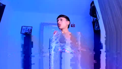 Snapshot of daniels_cruz chatting on February 20, 2025, 12:19 am Daniels Cruz online show from February 20, 2025, 12:19 am