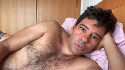 danieltalho23 online show from August 3, 2026, 8:24 am