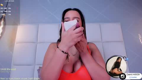 Snapshot of danii_hill chatting on September 17, 2025, 4:03 am Danii  online show from September 17, 2025, 4:03 am