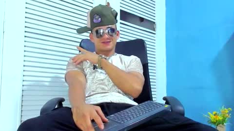 Dani online show from February 10, 2025, 4:08 am