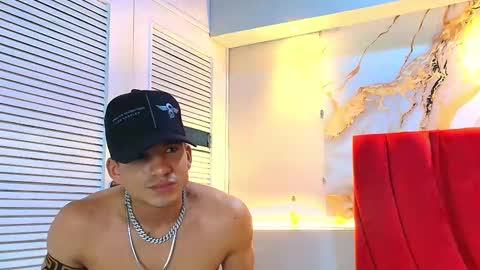 Snapshot of danii_scot chatting on October 9, 2025, 4:43 am Dani online show from October 9, 2025, 4:43 am