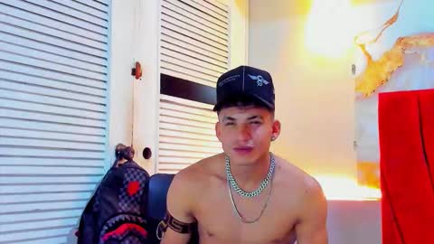 Snapshot of danii_scot chatting on October 15, 2025, 4:34 am Dani online show from October 15, 2025, 4:34 am