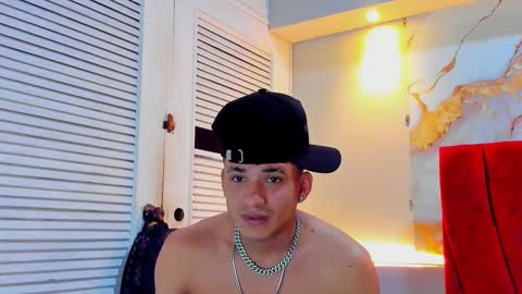 Snapshot of danii_scot chatting on October 16, 2025, 4:24 am Dani online show from October 16, 2025, 4:24 am