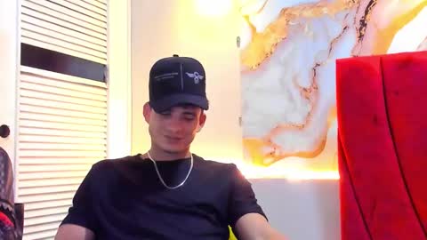 Snapshot of danii_scot chatting on November 12, 2025, 5:08 am Dani online show from November 12, 2025, 5:08 am