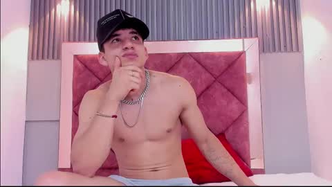 Snapshot of danii_scot chatting on November 12, 2025, 11:25 pm Dani online show from November 12, 2025, 11:25 pm