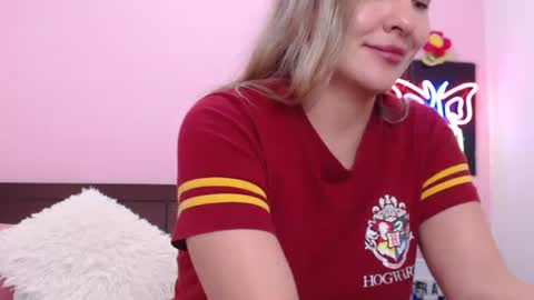 K A R O L online show from December 17, 2024, 1:29 am